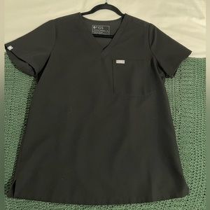 Figs Black Scrub Top (size S)